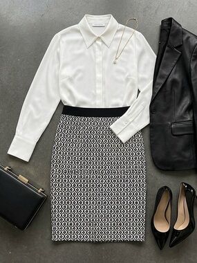 Gilli Black and White Geometric A-Line Skirt